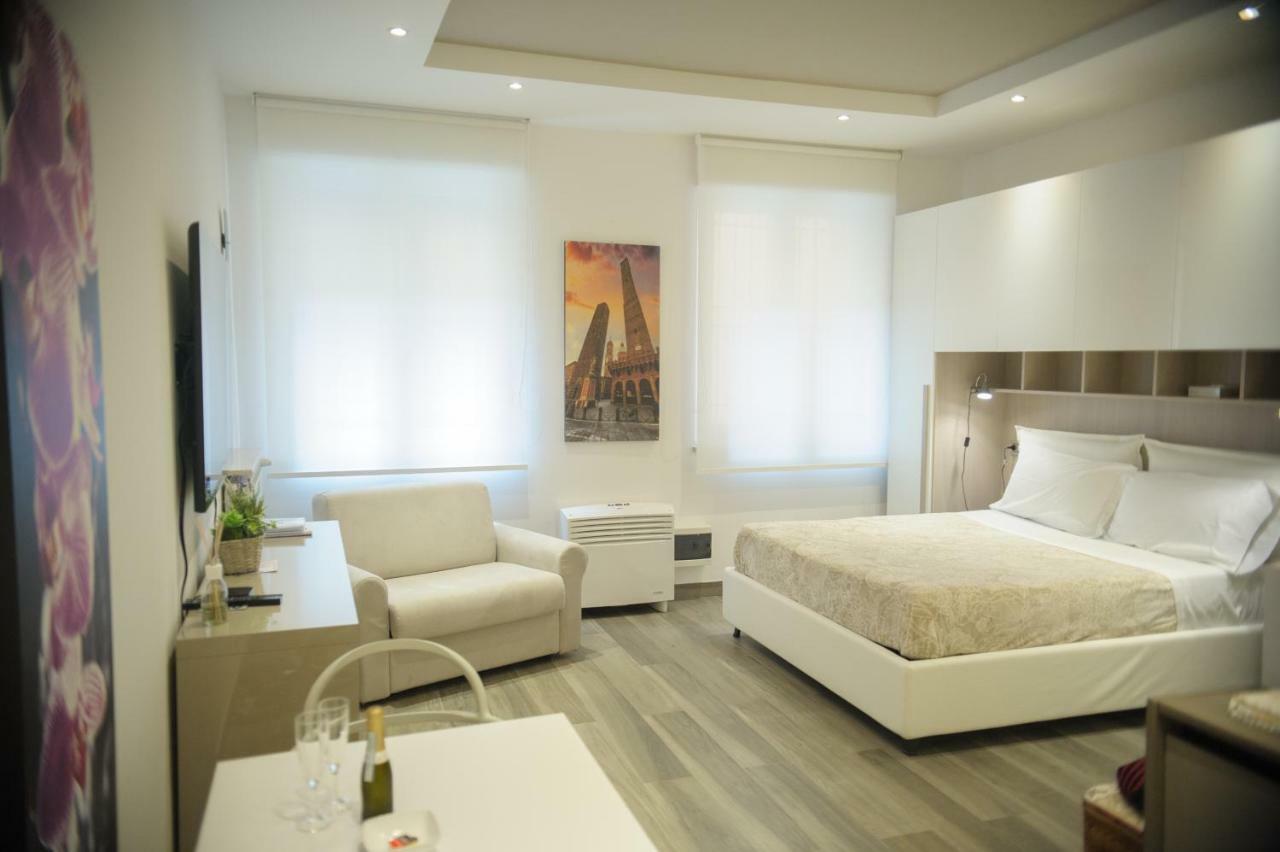 Andrea Luxury Apartments Strada Maggiore Studio 1 Bologna Ngoại thất bức ảnh
