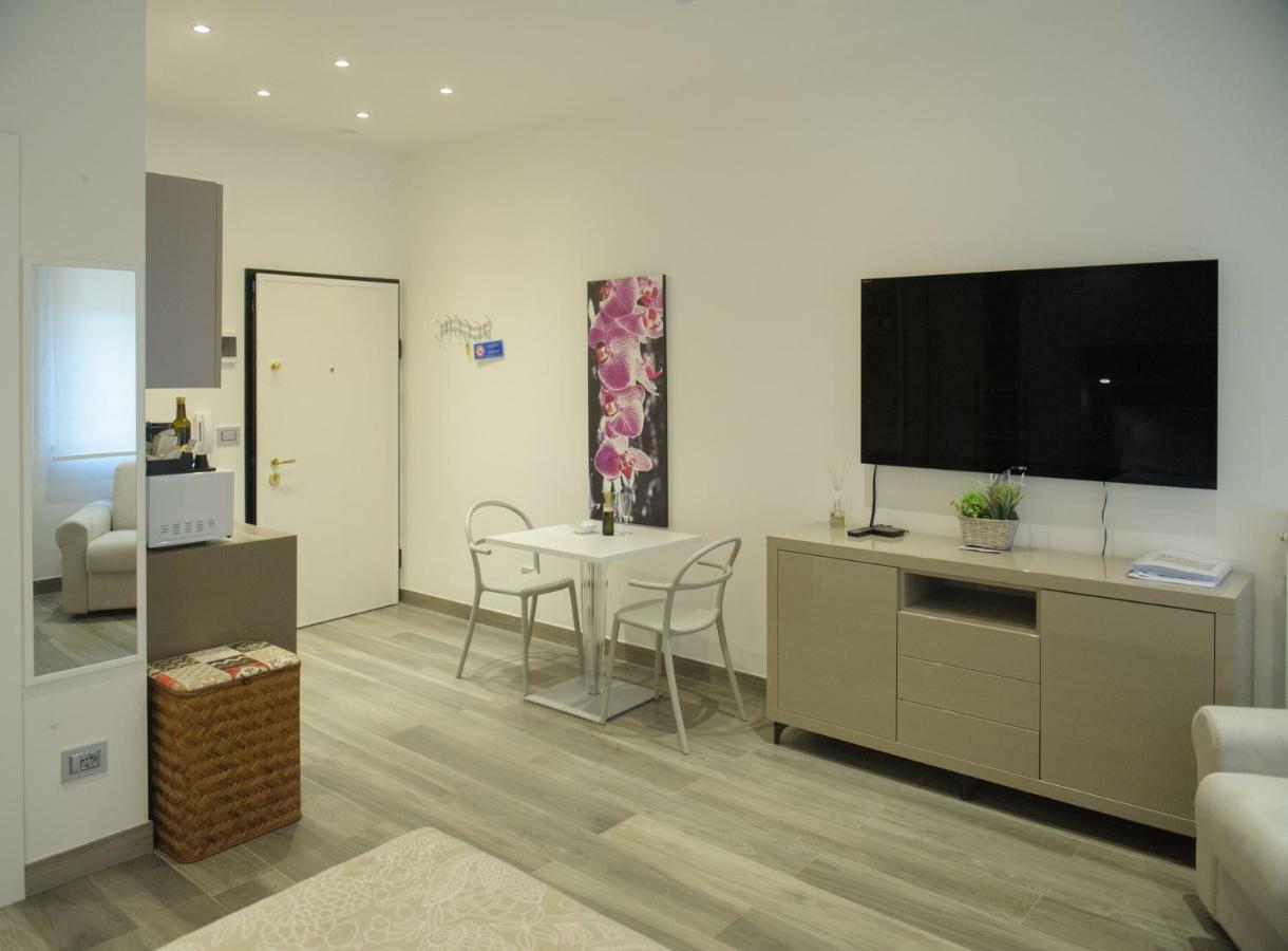 Andrea Luxury Apartments Strada Maggiore Studio 1 Bologna Ngoại thất bức ảnh