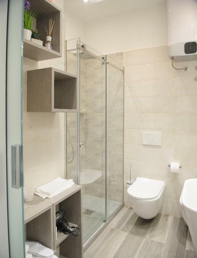 Andrea Luxury Apartments Strada Maggiore Studio 1 Bologna Ngoại thất bức ảnh